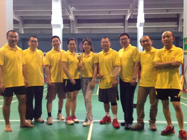 YY易游m6米乐团队建设-羽毛球活动